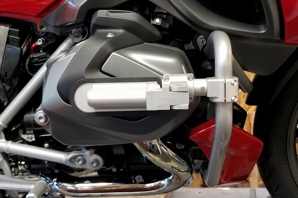 30-400AA ADJUSTABLE HIGHWAY PEGS FOR ILIUM ENGINE GUARDS, 30